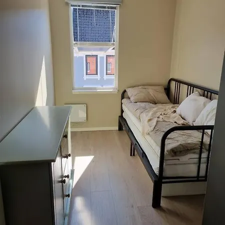 דירה Moderne Leilighet I Sentrum Ved Togstasjonen.
